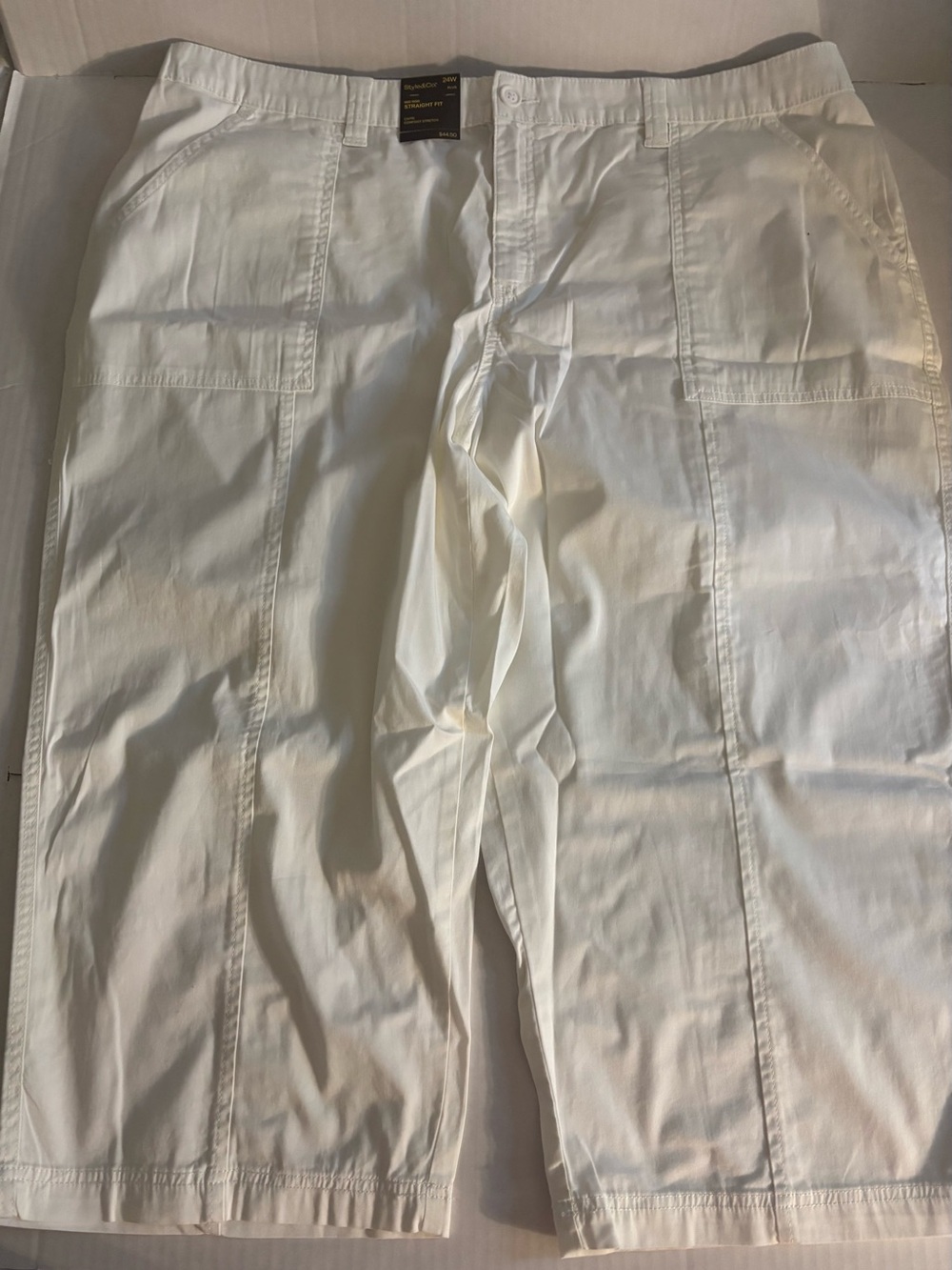 Style $ Co Women’s White Seamed Utility Capri Pants Size 24W